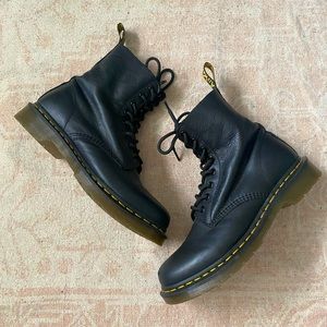 Slightly used Doc Martins. Great condition.